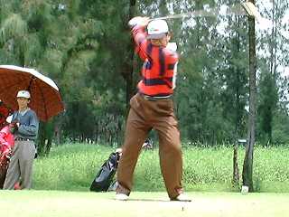 golfer39.JPG